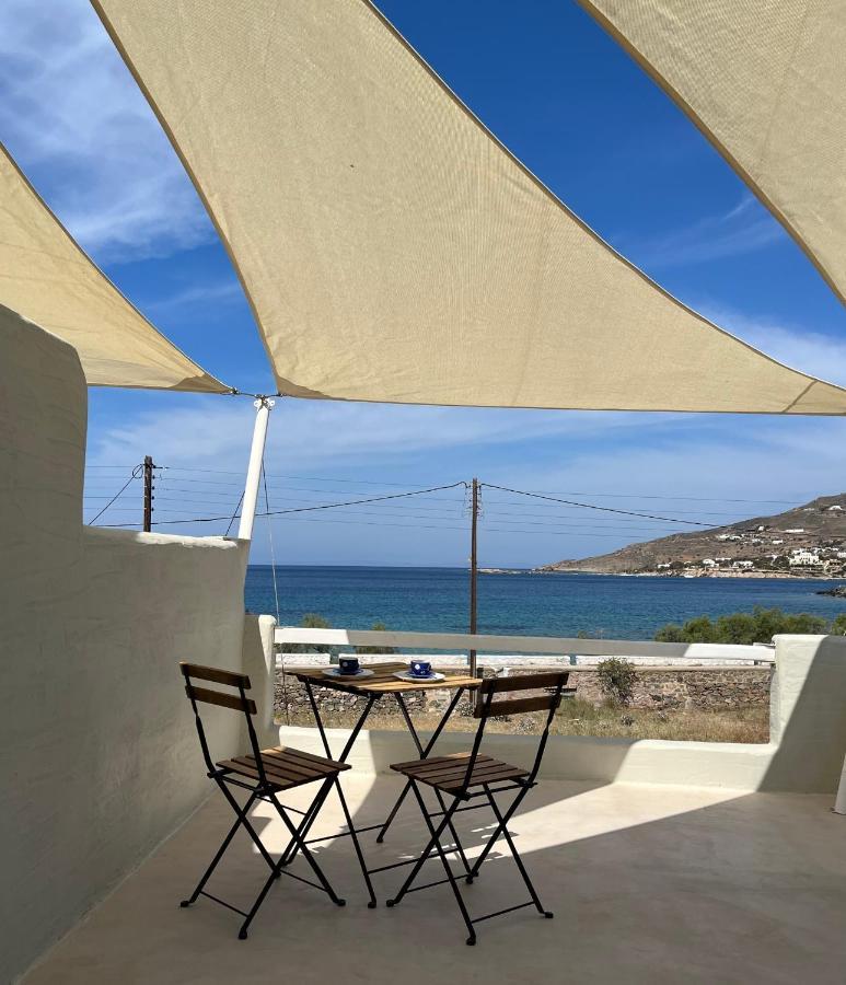 Apartment The Black Pig Posidhonia (Syros)